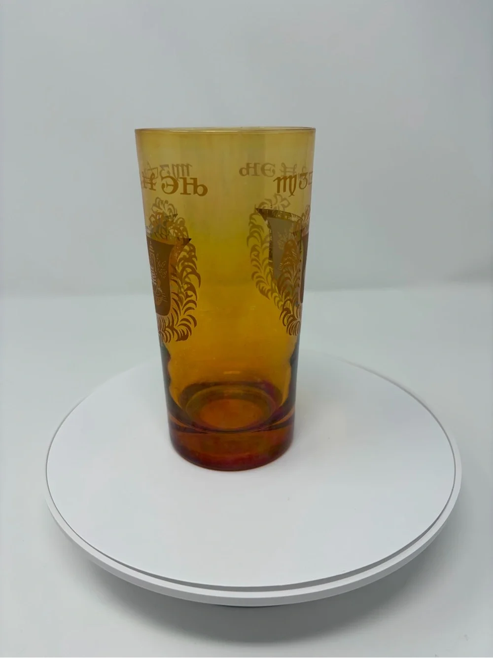 Alchemical/Apothecary Amber Tumbler with Mortar and Pestle on the Coat of Arms